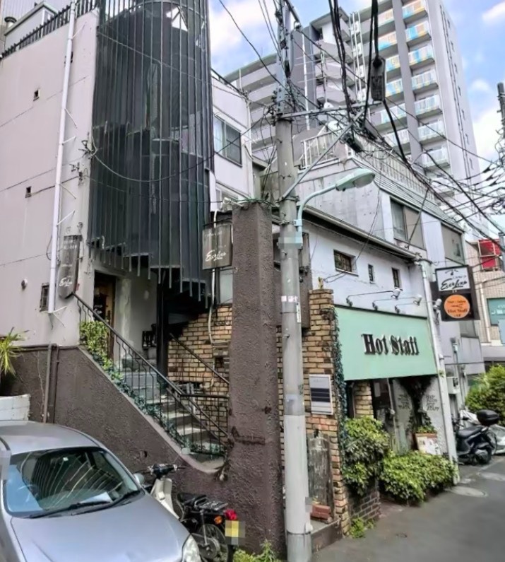 代々木公園駅 徒歩1分 1F スケルトン物件 【重飲食可】 (204388)
