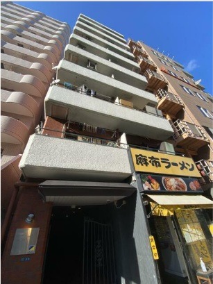 麻布十番駅 徒歩1分 4F 現況:その他居抜きなど物件 【飲食不可】　　民泊・サービス店舗相談可 (204441)
