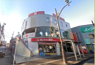 【福生駅徒歩1分】西口ロータリー目の前！約53坪の開放的な2階スケルトン店舗。元美容院・業種相談可！ (204733)
