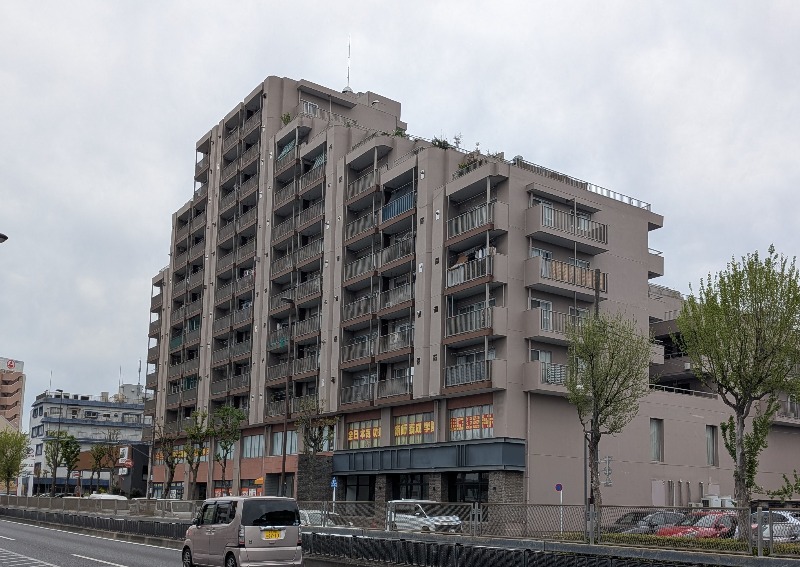 北千住駅 バス 17分 1F 4号線・ロードサイド店舗・事務所 現況:物販 その他居抜きなど物件 【飲食不可】 (204605)