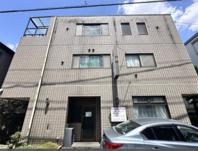 事務所・倉庫　【内装工事不可、軽微な造作についてのみ相談可】　高円寺　１階 (205191)