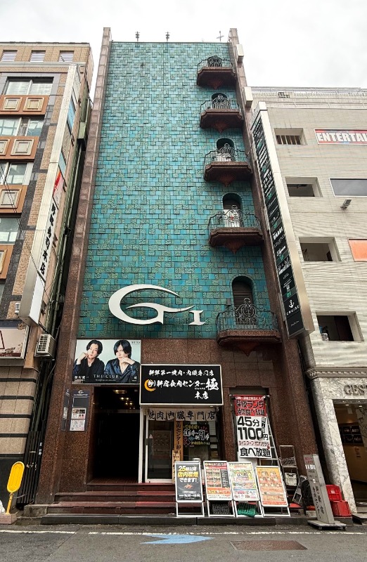新宿駅 徒歩6分　歌舞伎町エリア 2F 【飲食可】 (205201)