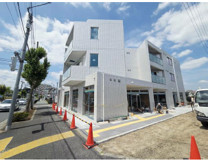 鶴川駅 徒歩13分 1F スケルトン物件 【飲食不可】 (205238)