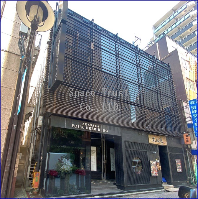 赤坂見附駅 徒歩3分 2F 現況:バー リース店舗物件《バー・ラウンジ向け，改装不可》 【みすじ通り沿いリース店舗】 (205459)