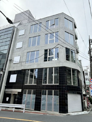 中野駅 徒歩6分 3F スケルトン物件 【飲食可】 (206442)