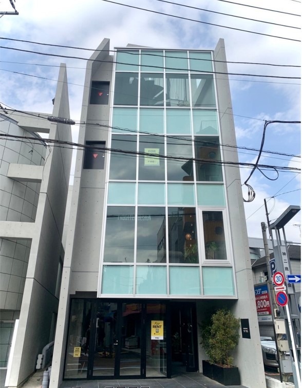 ≪外苑前駅 徒歩9分｜1階路面・169.88㎡｜飲食相談可≫ (206981)