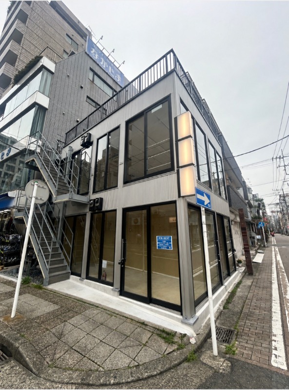 日ノ出町駅 徒歩4分 2F内装工事済！フリーレント１か月★礼金なし (190333)