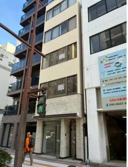 馬喰町駅 徒歩1分 1F〜3F 現況:その他 その他居抜きなど物件 【飲食不可】管理番号：200214 (208879)