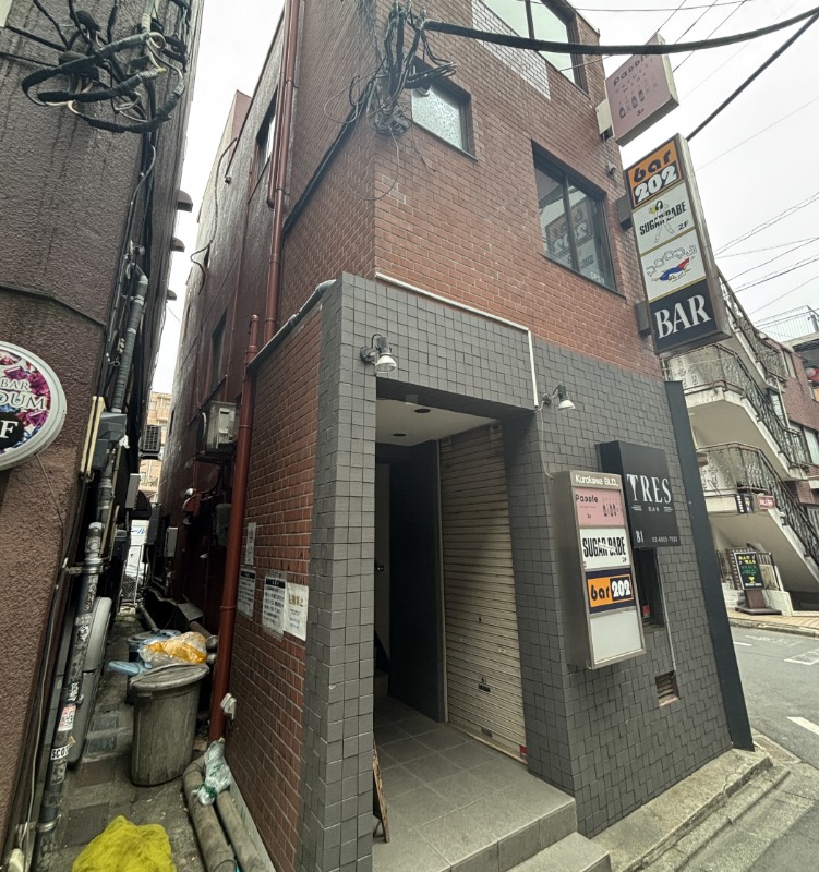 二子玉川駅徒歩3分！近隣に大型商業施設ありで集客力◎好立地・美造作の居抜物件 (209247)