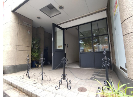 新高円寺駅 徒歩1分 1F　地下鉄地上出口隣　 現況:その他 その他居抜きなど物件 【飲食不可】 (209770)