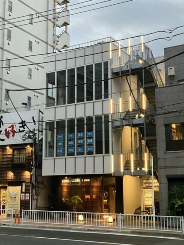 日ノ出町駅 徒歩4分 築後未入居 2F〈201区画〉スケルトン物件 【飲食可】 (140512)