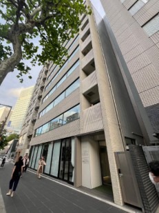 六本木一丁目駅 徒歩1分 1F【ギャラリー・ショールーム・予約制店舗】飲食・物販・美容室・一般来客不可 (211181)
