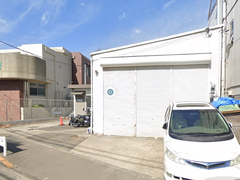 仙川駅 徒歩6分 旧甲州街道沿い 駐車場・倉庫付き 1F一棟貸し物件 【飲食不可】 (211755)