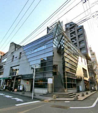 ■表参道駅【美容室のみ募集】※メール問い合わせのみ対応可※ (211858)