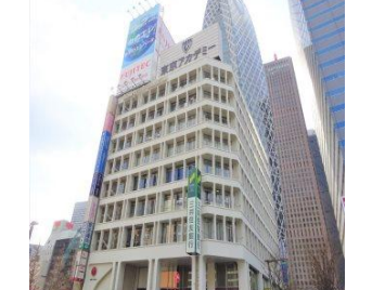 新宿駅 徒歩5分 3F スケルトン物件 【業種相談】 (211963)