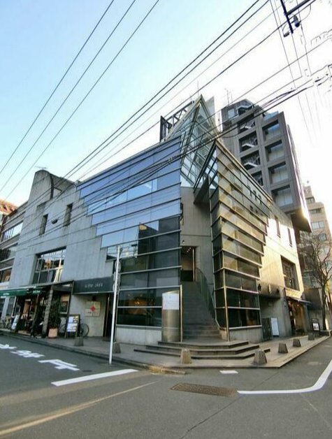 表参道駅 徒歩5分 B1F≪B号室≫ 美容室・理容室居抜き物件 【美容室・理容室募集】 (212068)