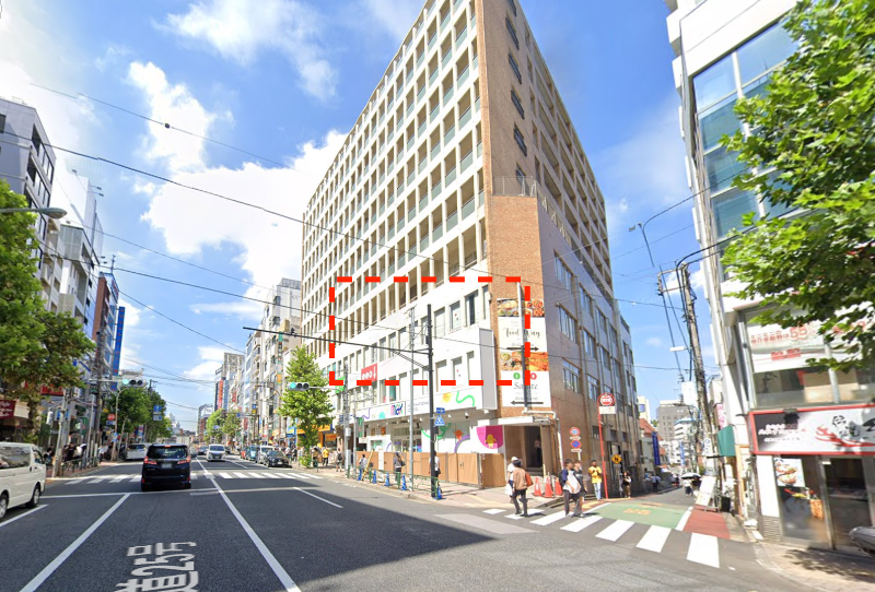 【高田馬場駅　早稲田口３分】３階１４８坪。駅前大通りに面しガラス面看板設置可能【飲食不可】 (212229)