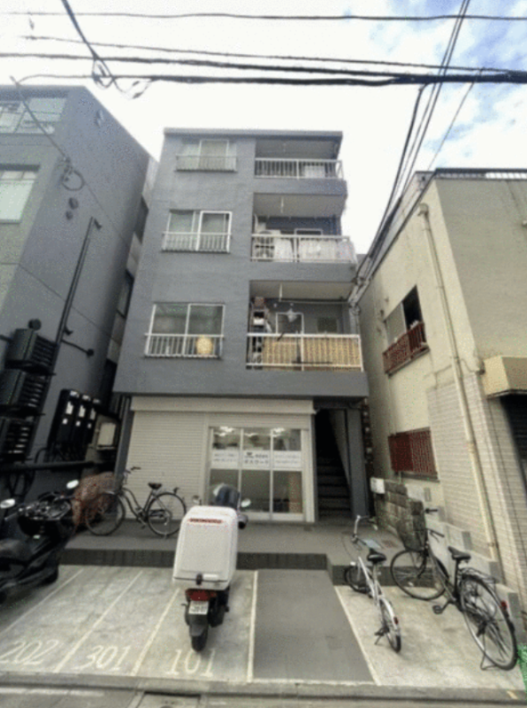 ■池袋駅 徒歩17分 1F 事務所仕様(現況渡し)物件 【軽飲食可】 (214177)