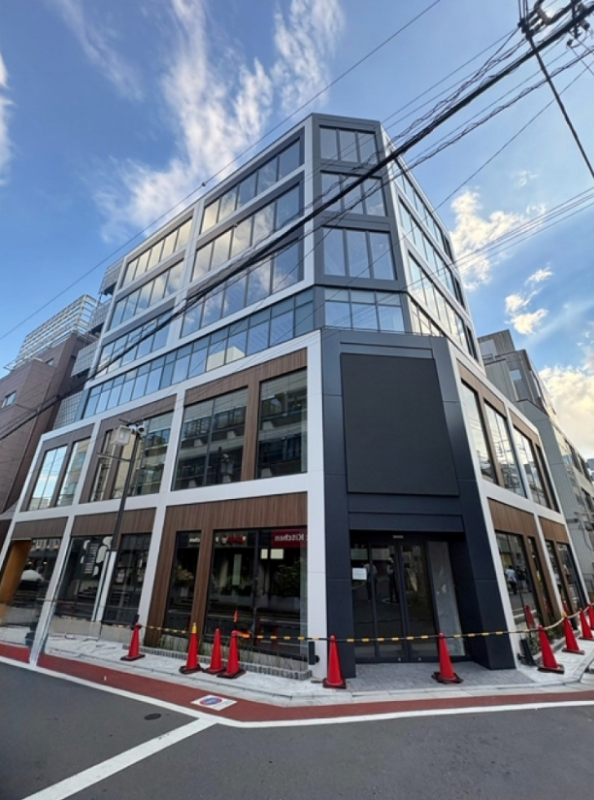 下北沢駅 徒歩3分 5F 現況:その他 その他居抜きなど物件 【業種相談】 (214650)