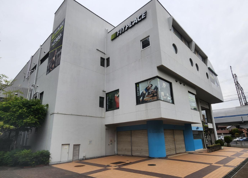 ■日吉駅 徒歩12分 2F スケルトン物件 【飲食不可】 (215872)