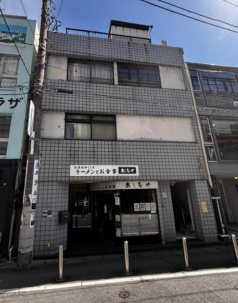 鎌倉駅まで徒歩2分の好立地！2階部分増床相談可能　【賃料：1,100,000円】 (216399)