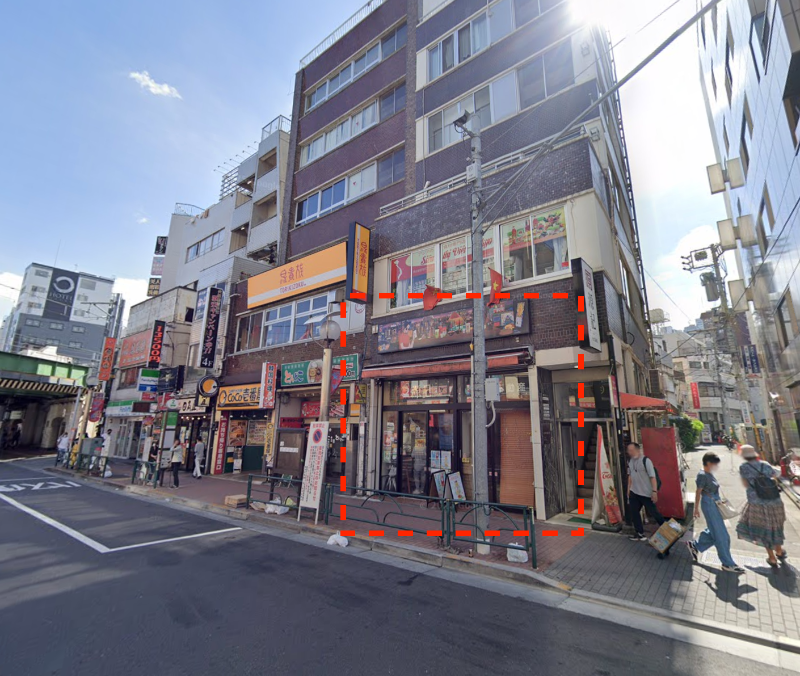 【大久保駅１分、新大久保駅３分】１階１５坪。天井高さ３m以上あり。スケルトン渡し。臭い煙の強い業種、重飲食不可。 (216417)