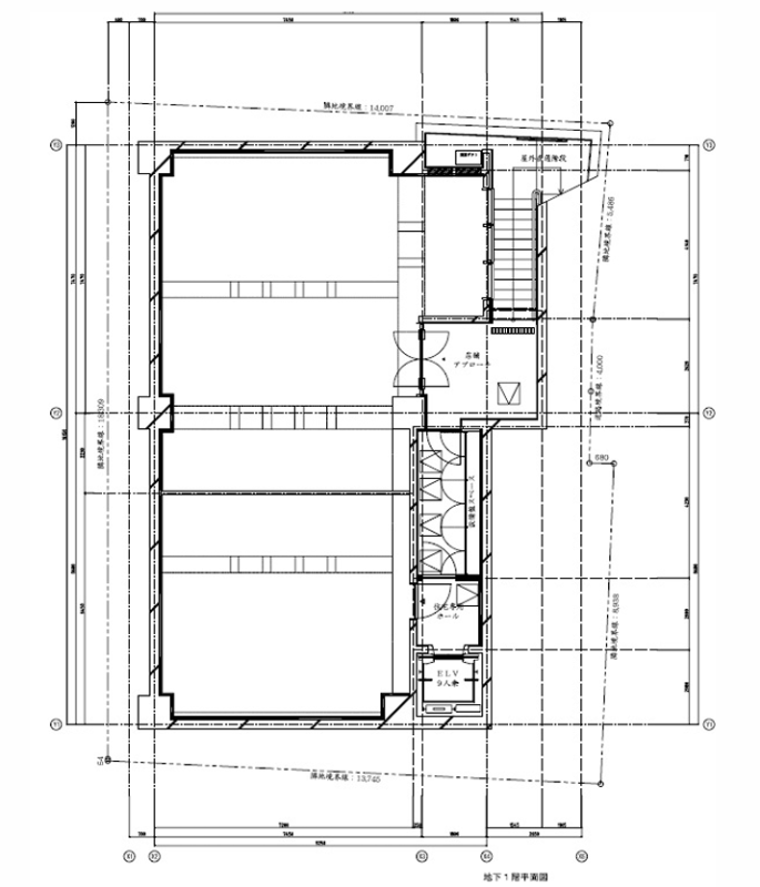 ■表参道駅 徒歩3分 B1F スケルトン物件 【サービス店舗可】 (216662)