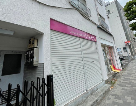 早稲田駅徒歩3分　1階　重飲食可能物件！ (216828)
