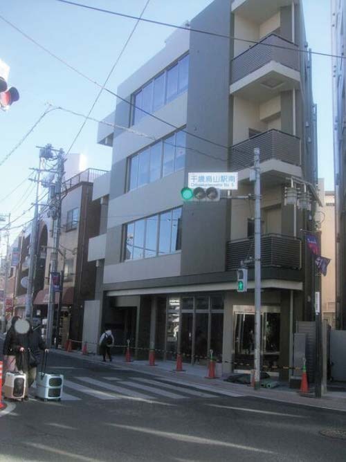 千歳烏山駅徒歩2分 賃料62.1万円 33.5坪【飲食不可】 (216867)