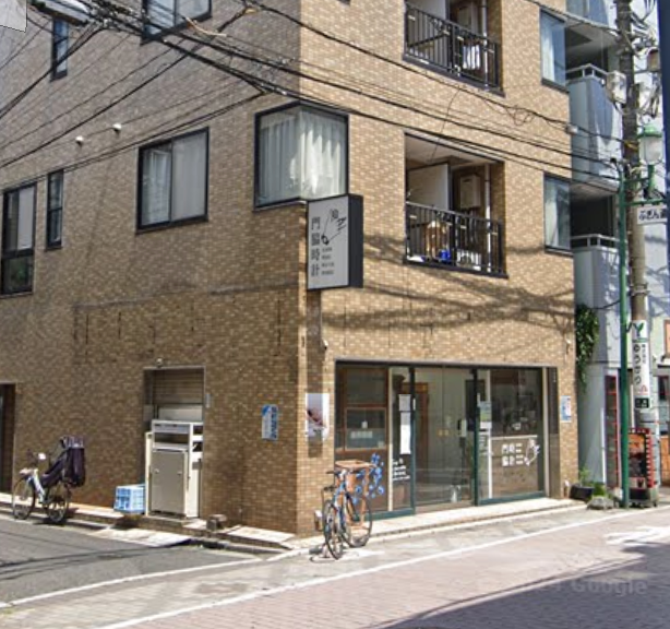 【蕨駅西口徒歩２分】１階18.75坪、ぶぎん通り角地、全面ガラス張り。火を使う飲食、海外物販はご案内不可です。 (217401)