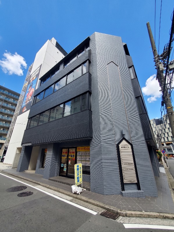 ★サービス店舗可！盛んな鶴屋町エリア！美容関係・クリニック・事務所に最適♪★ (217903)