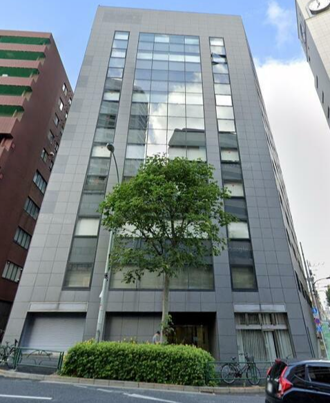 新宿御苑前駅 徒歩5分 外苑西通り沿い 1F〈104号室〉事務所仕様物件 【飲食不可】 (145892)