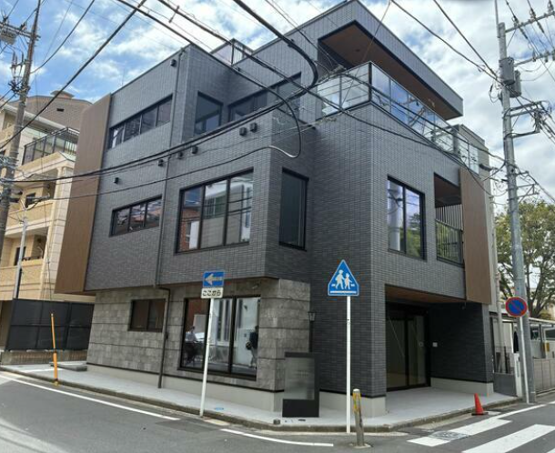 横浜駅 徒歩6分 2026年7月新築 1F〜3F一棟貸しスケルトン物件 【重飲食可】 (209005)