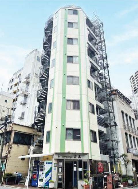 新宿西口駅徒歩3分 賃料26.4万円 8坪 【飲食不可】 (221758)