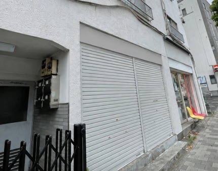 早稲田駅徒歩3分　1階　重飲食可能物件！ (216828)