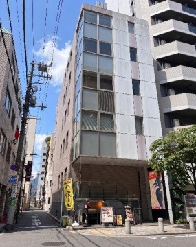 神保町駅 徒歩1分 1F 現況:事務所仕様の物件 【飲食不可】物販・サービス店舗・クリニック相談可！ (222786)