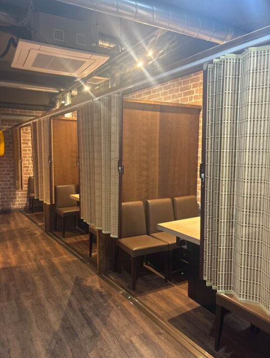 ☆大和駅から徒歩2分の好立地☆ 2階の大型飲食店向けテナント！ (222800)