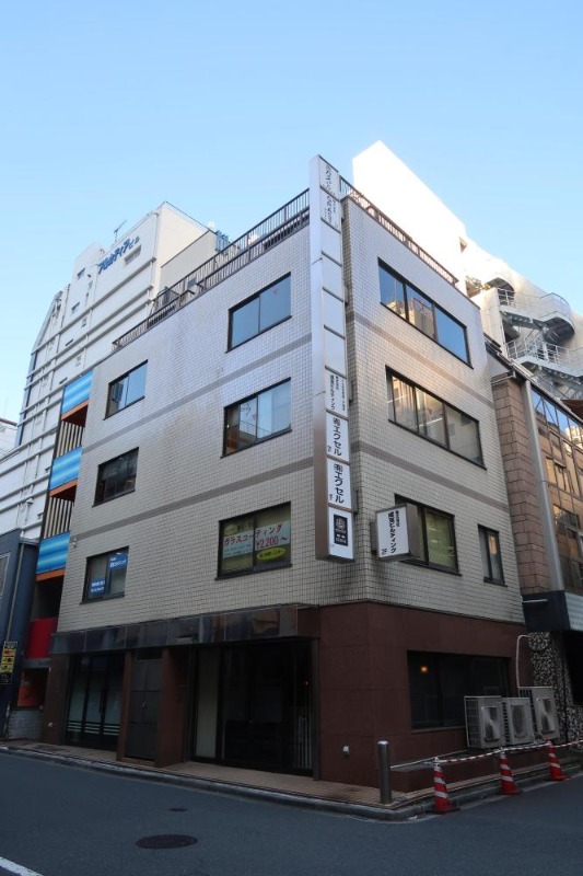 ◆上野駅徒歩３分◆パーソナルジム他、サービス店舗ご相談可◆最上階◆24時間利用可◆事務所仕様※飲食店不可 (223131)