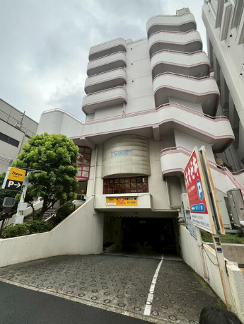 下北沢駅 徒歩1分 A棟 1F≪108号室-B区画≫ 店舗物件 【飲食不可】 (224257)