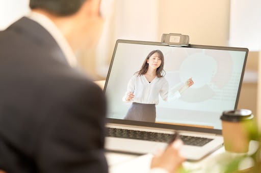 開業までの課題を解決する無料セミナーを動画で配信中!